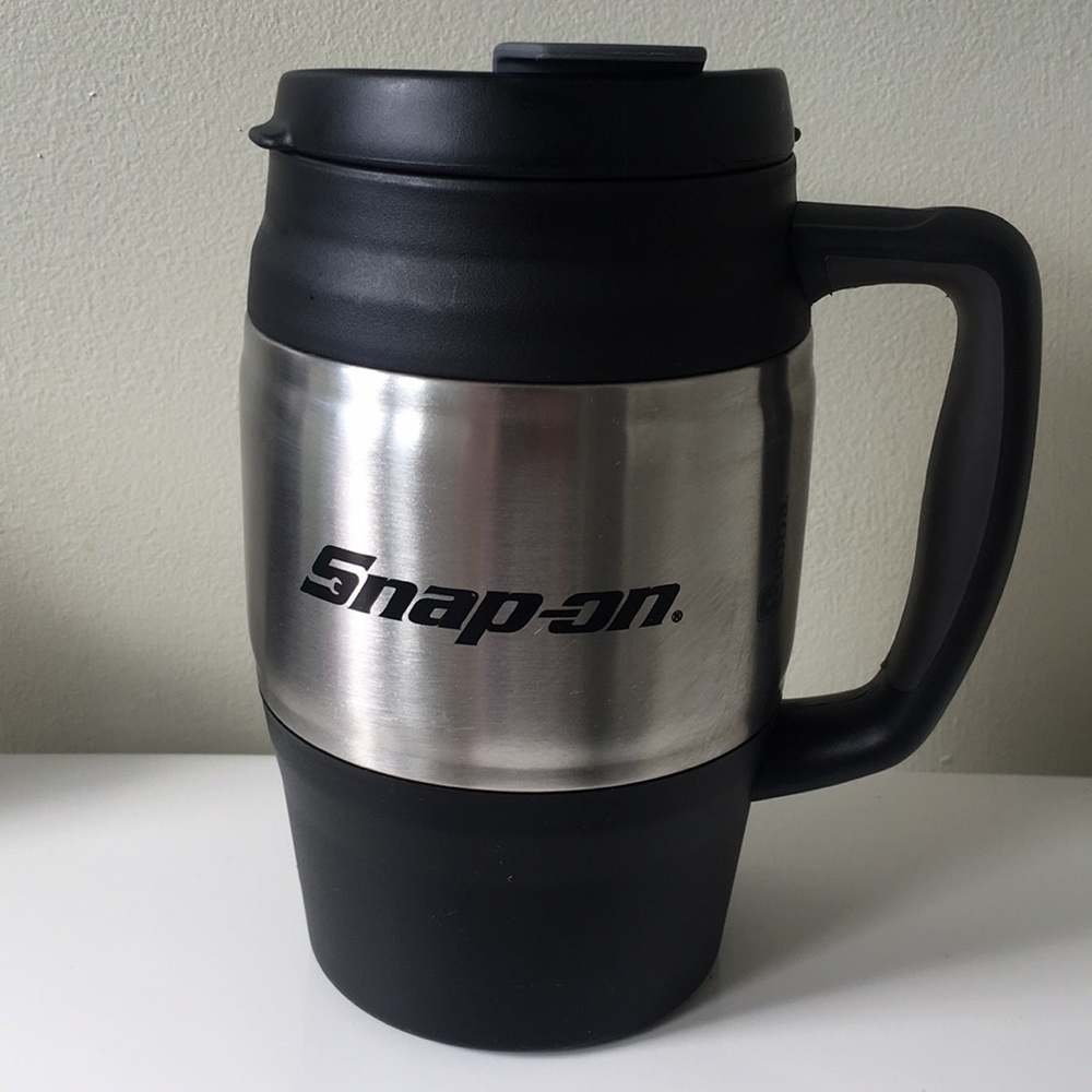 Snap-on thermal mug